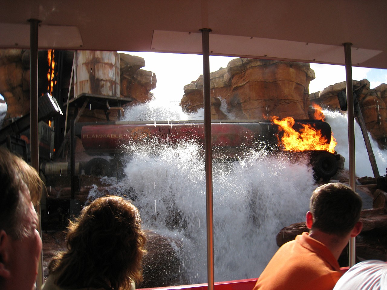 Vacation 2007-12 - Beaches Disney Hotels 0817.jpg - On the 2007-08 Florida vacation we visited beaches from Fort Myers to Sanibel Island sampling local food along the way. Green water and white sugar beaches! Arriving at Disney World we visited several of the theme resorts.